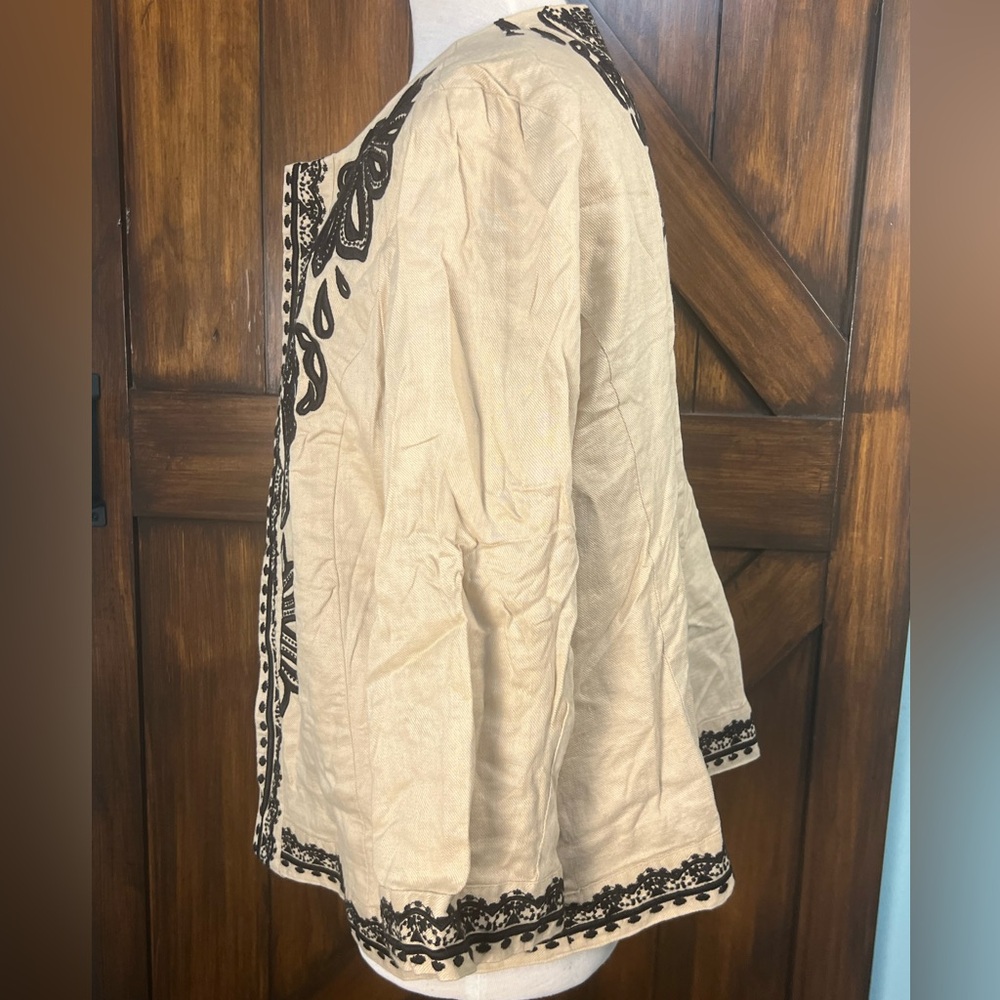 Chico's 3 Linen Cream Embroidered Bohemian Design 3/4 Sleeve Jacket Blazer NWT - Picture 4 of 13